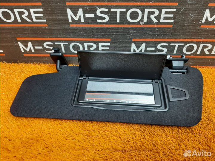 Козырек солнцезащитный левый Mercedes-Benz E-Class