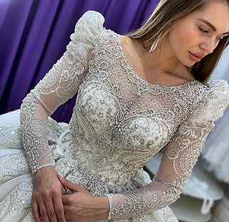 Свадебное платье Королевское со шлейфом