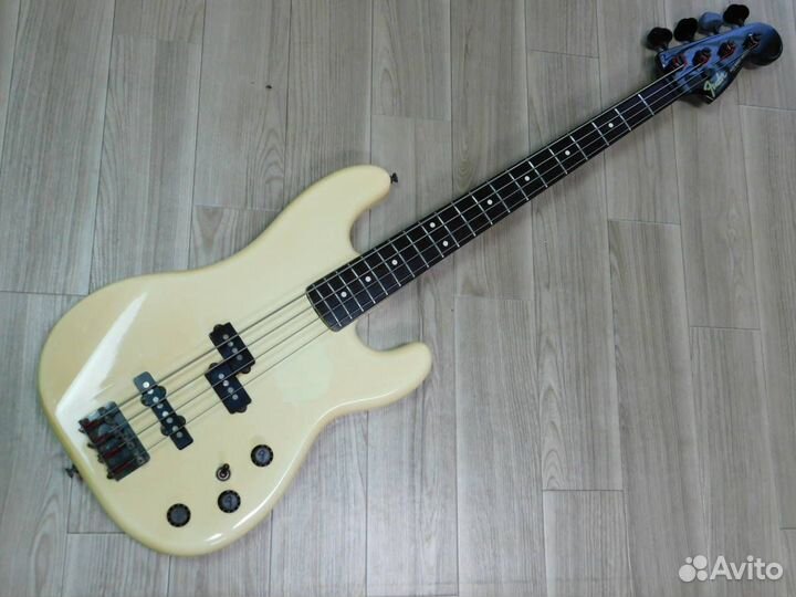 fender japan pj-555 ダフマッケイガン Fender Japan PJ ダフ・マッケイガン - メルカリ