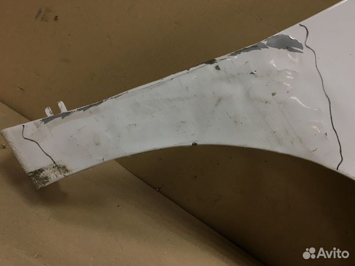 Крыло переднее правое Renault Logan 2
