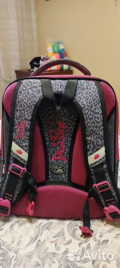 Рюкзак школьный для девочки