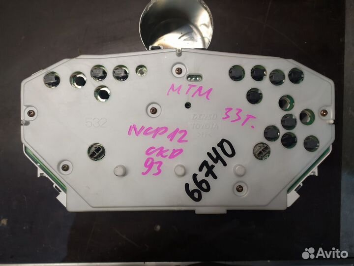 Спидометр Toyota Vitz / toyota platz