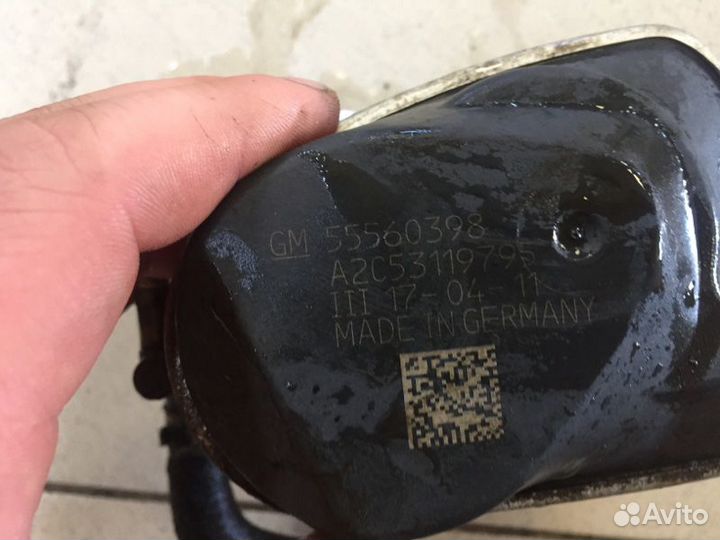 Дросельная заслонка Opel Astra H Z16XER 2011