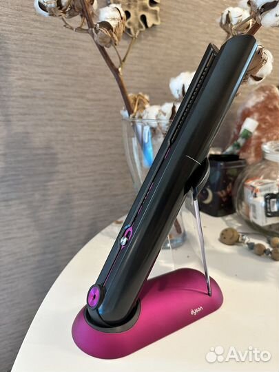 Выпрямитель для волос Dyson