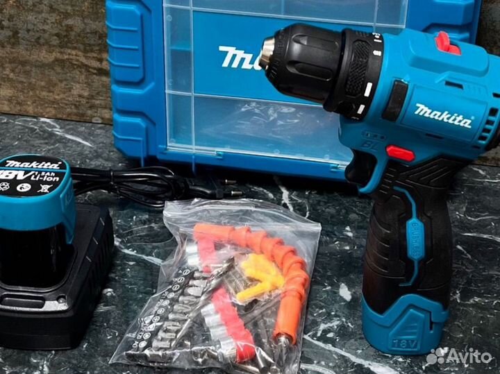 Бесщеточный шуруповерт Makita 18V