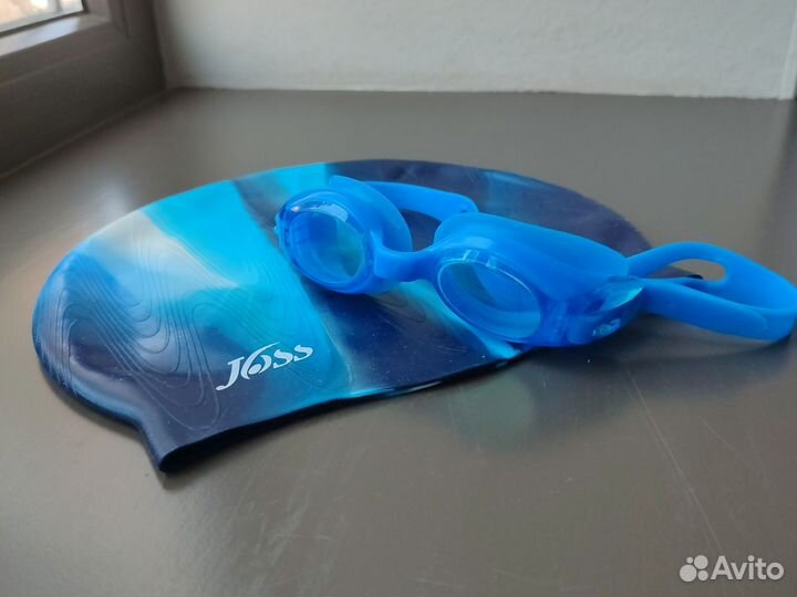 Шапочка и очки для плавания детские