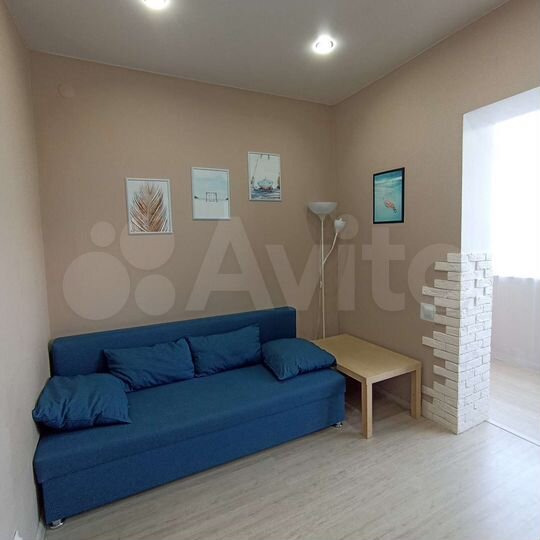 2-к. квартира, 52 м², 3/6 эт.