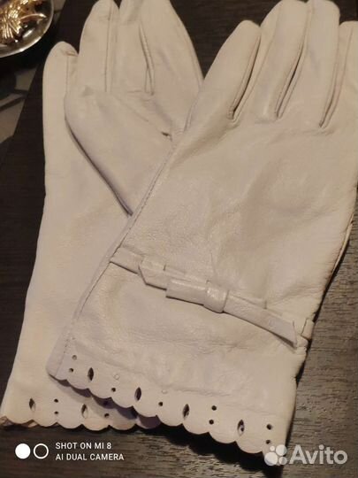 Перчатки