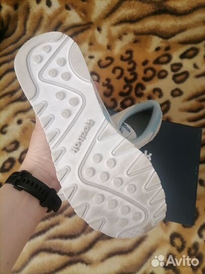 Кроссовки reebok