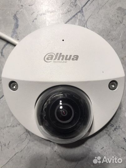 Камера видеонаблюдения купольная