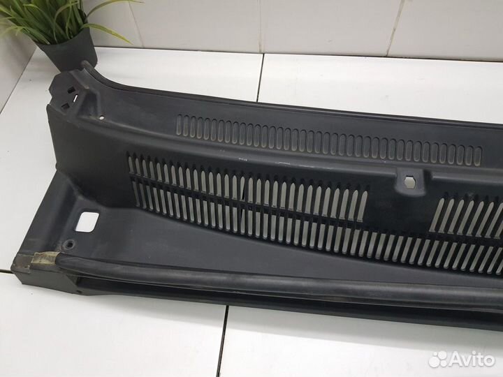 Решетка стеклоочистителя (планка под лобовое стекл