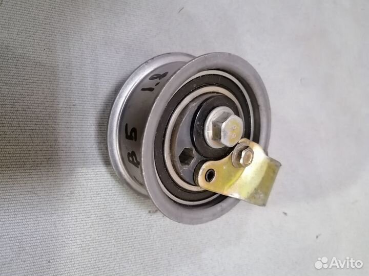 Ролик натяжной ремня грм VW Passat B5 1996-2000