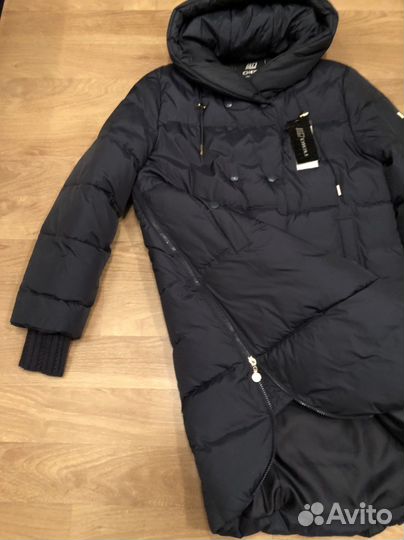 Пуховик женский новый 48