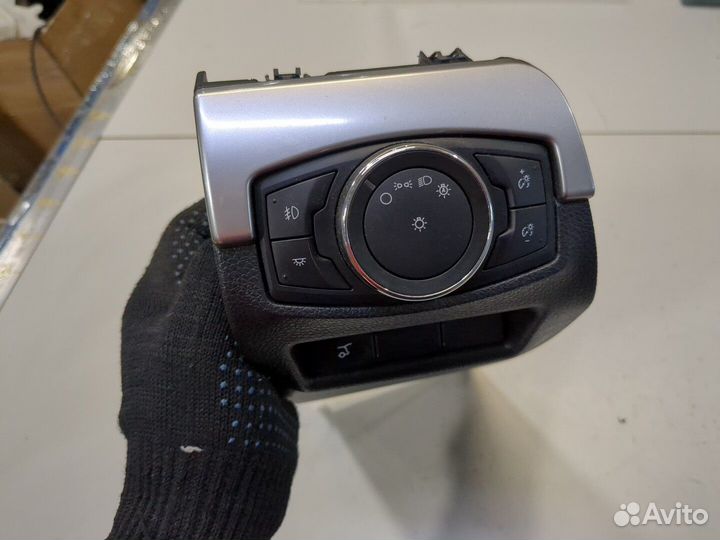 Переключатель света Ford Explorer, 2017