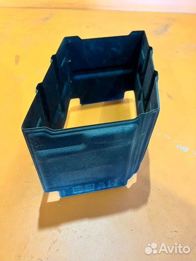 Кожух аккумулятора на Hyundai Creta