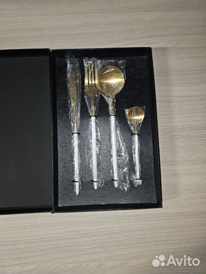 Столовые приборы