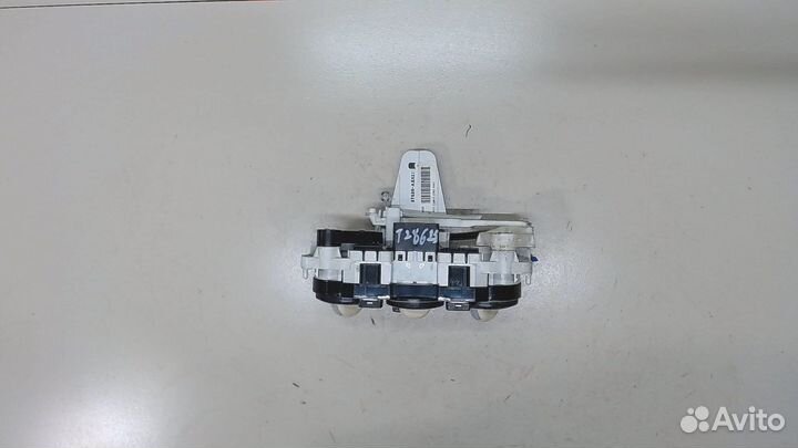 Переключатель отопителя Nissan Micra K12E, 2003