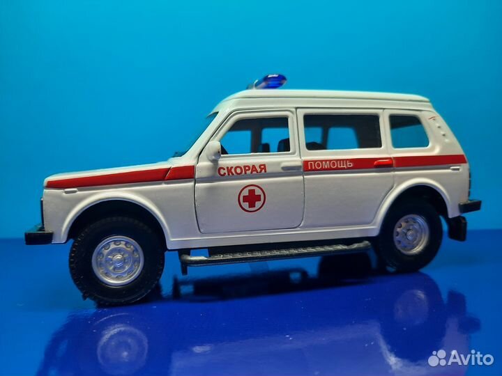 Модель ваз 2121 нива медпомощь машинка игрушка