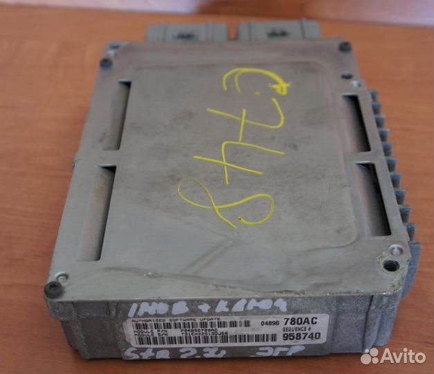 Блок управления двигателем chrysler Sebring 2001