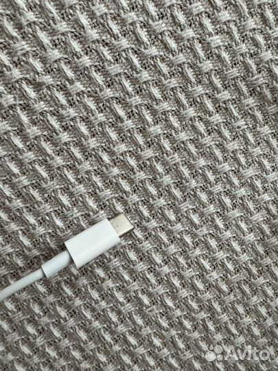 Зарядное устройство на iPhone