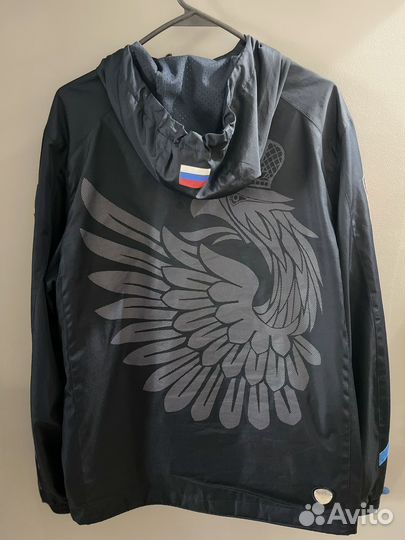 Ветровка forward