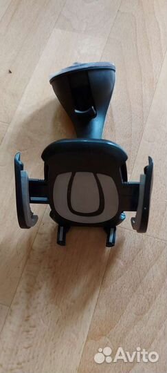 Крепление для телефона на лобовое стекло