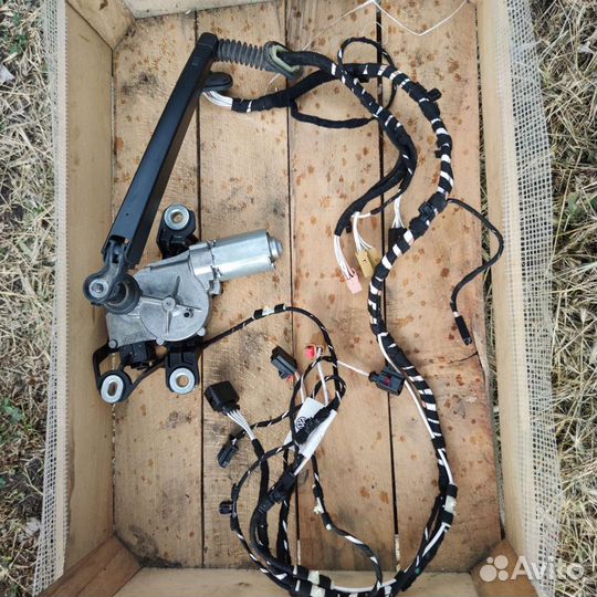 Мотор дворника vw golf 6