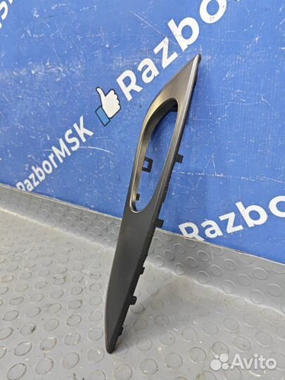 Накладка двери задняя правая Nissan Qashqai J11