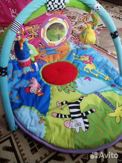 Развивающий коврик детский