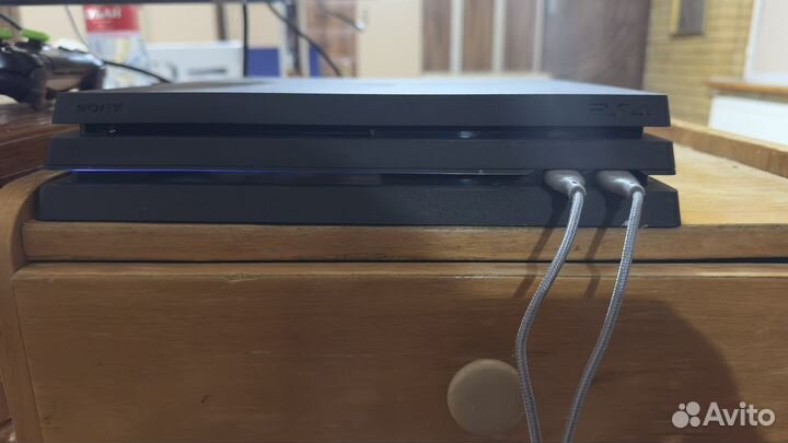 Playstation PS 4 PRO 1 TB