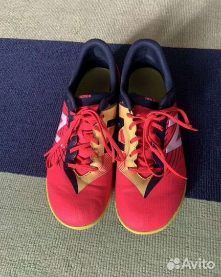 Футбольные бутсы New Balance