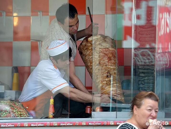 Аренда места на пляже. Ольгинка. Шаурма, бургеры