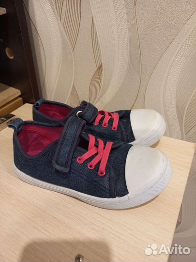 Обувь на девочку