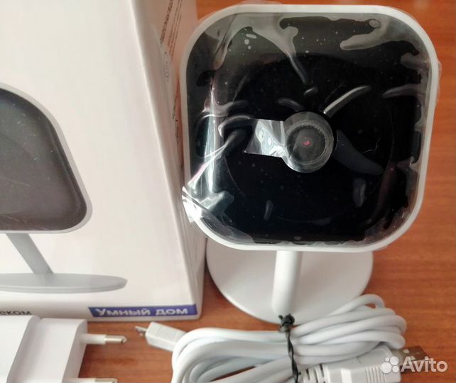 Пpодaётся IP камера IPC8232SWC-WE