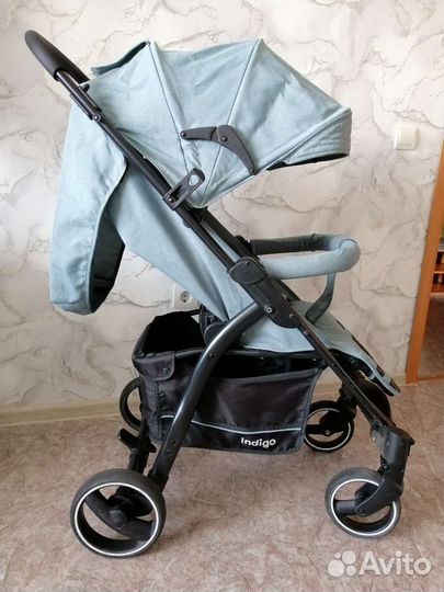 Прогулочная коляска индиго