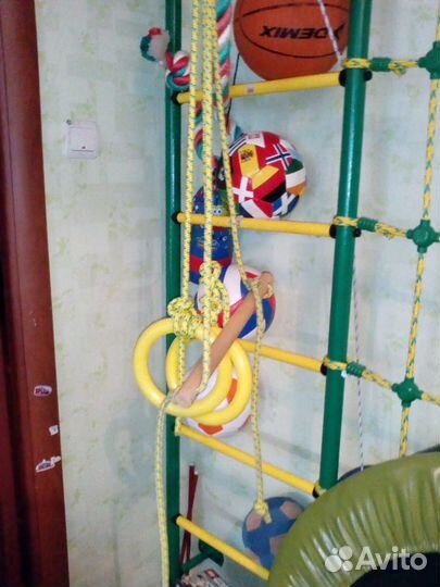 Спортивная стенка для детей