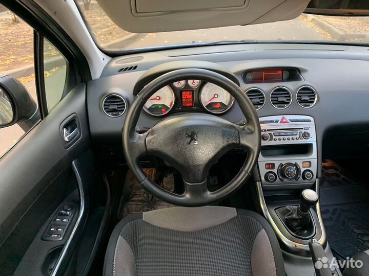 Peugeot 308 1.6 МТ, 2010, 148 000 км