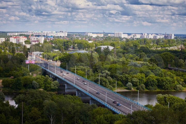 2-к. квартира, 81,7 м², 1/9 эт.