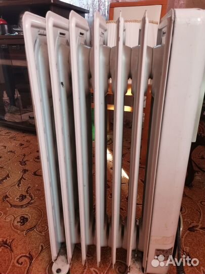 Масляный обогреватель продам