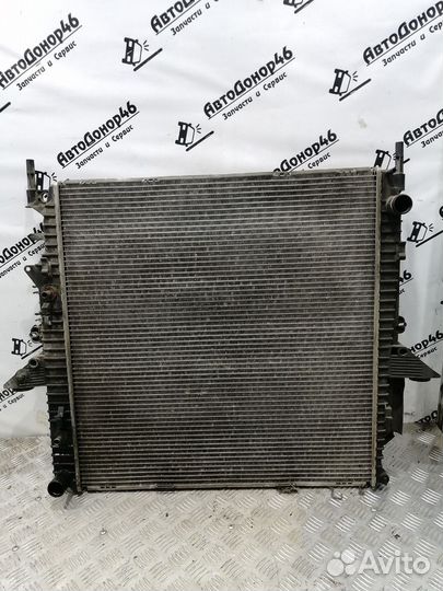 Радиатор охлаждения двигателя Range Rover Sport 1