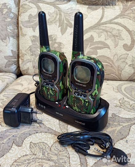Kenwood TH-F5 Turbo UHF. Voxtel MR550
