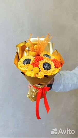 Шоколадные букеты и наборы