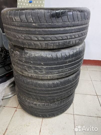 Dunlop SP Sport Maxx GT 235/50 R18 97V