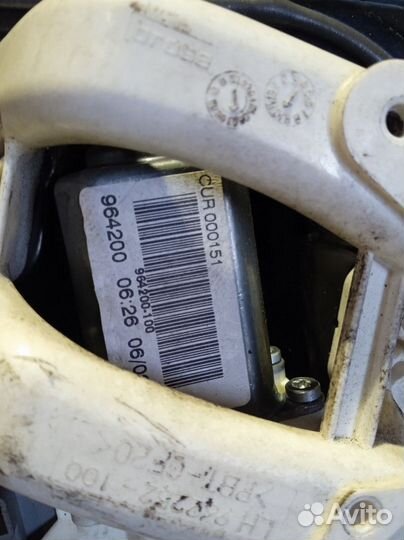 Стеклоподъемник электр. передний левый Land Rover