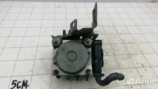 Блок ABS nissan note E11 (83Z22KW01)