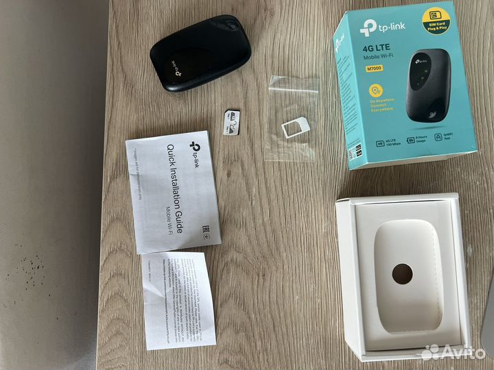 Wi-Fi роутер TP-link M7200, черный