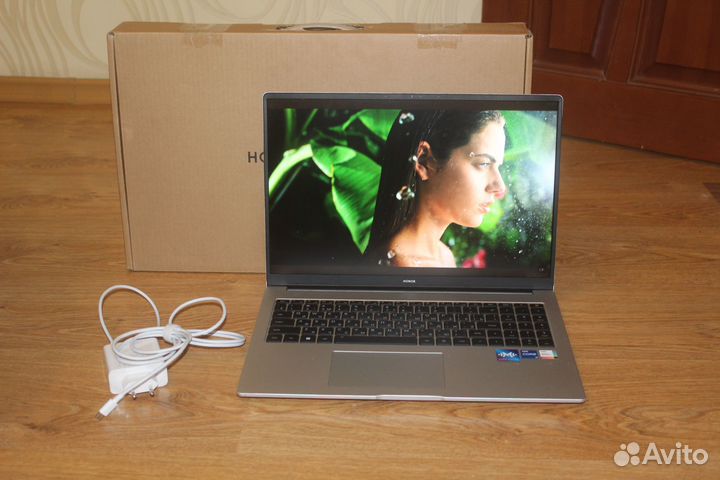 Почти новый