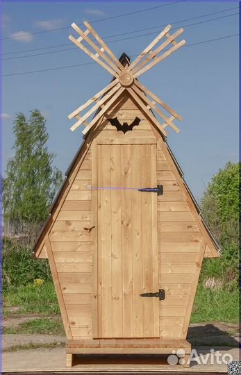 Уличный туалет деревянный KEY666