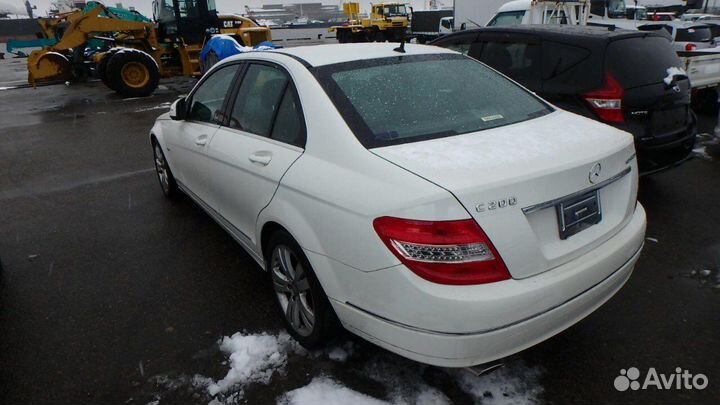 В разборе из Японии Mercedes Benz W204 M271