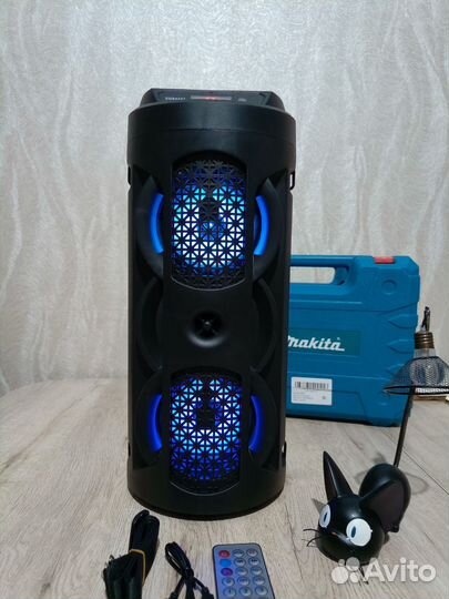 Колонка музыкальная портативная с блютуз и караоке